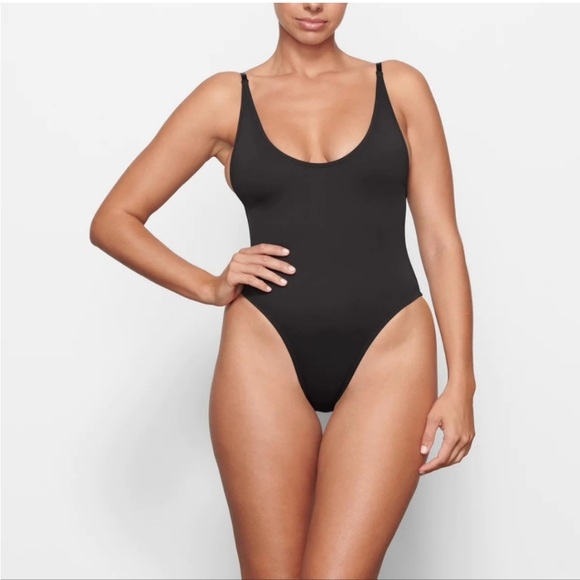 NWT skims scoop neck swimsuit one piece - Picture 2 of 8